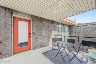 1225 E MEDLOCK Drive 207, Phoenix, AZ 85014