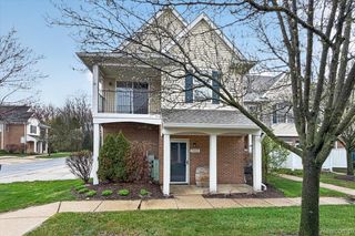 731 Amberly Drive, Waterford Charter Township, MI 48328