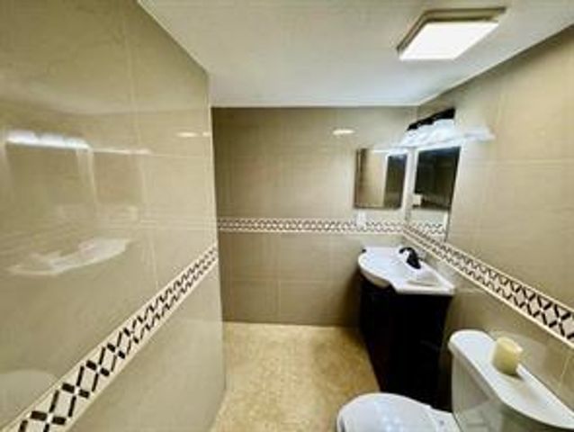 10008 TWIN LAKES Drive 36-A, Coral Springs, FL 33071
