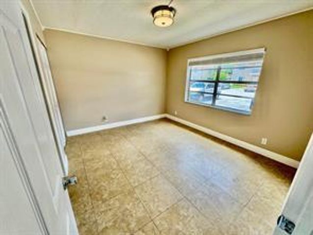 10008 TWIN LAKES Drive 36-A, Coral Springs, FL 33071