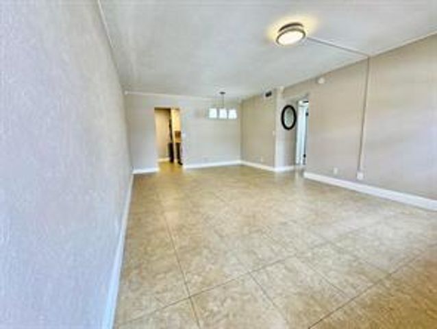 10008 TWIN LAKES Drive 36-A, Coral Springs, FL 33071