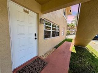 10008 TWIN LAKES Drive 36-A, Coral Springs, FL 33071