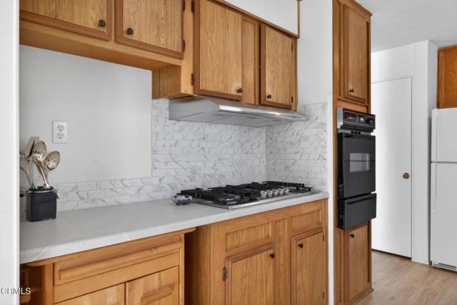 6 Wisteria 6, Ventura, CA 93004