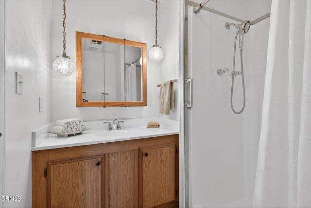 6 Wisteria 6, Ventura, CA 93004