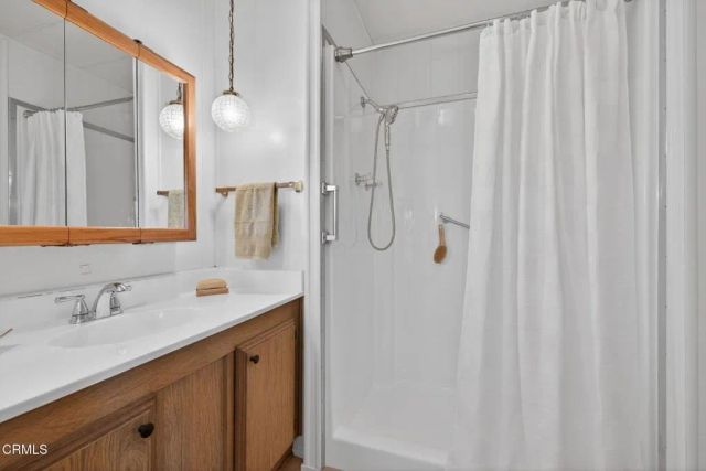 6 Wisteria 6, Ventura, CA 93004