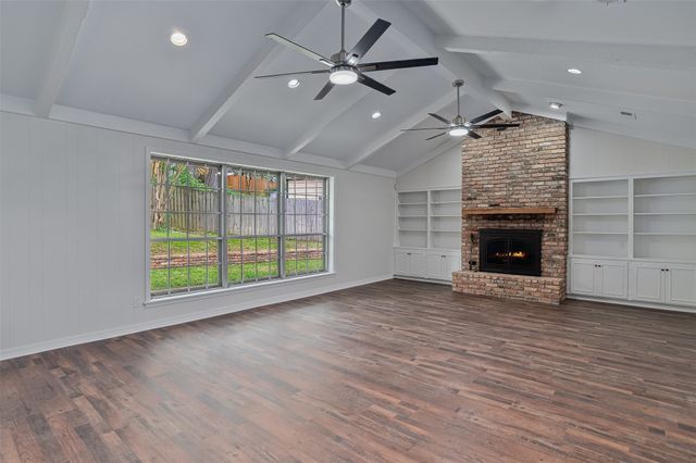 8406 Creswell Road, Shreveport, LA 71106