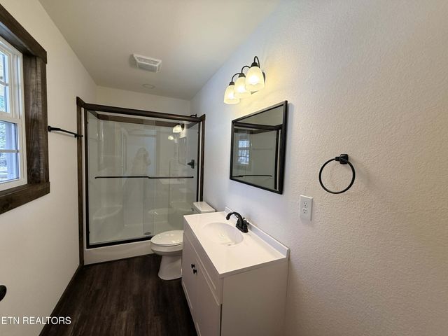 116 Joe Voiles Rd, Jamestown, TN 38556