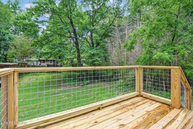 116 Joe Voiles Rd, Jamestown, TN 38556