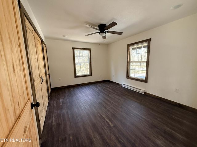 116 Joe Voiles Rd, Jamestown, TN 38556