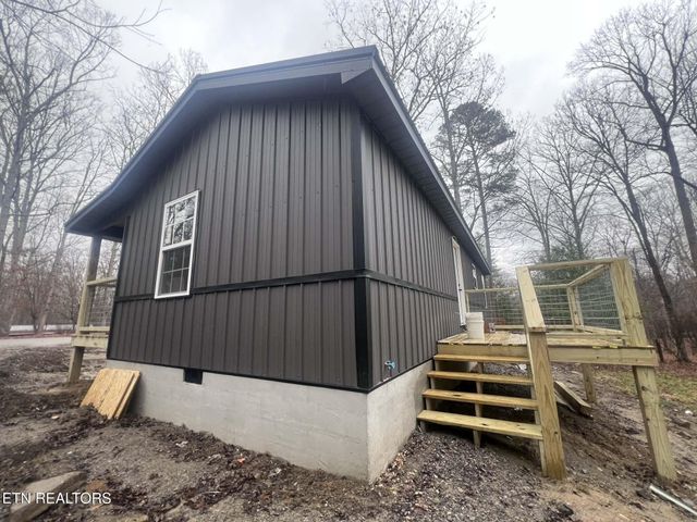 116 Joe Voiles Rd, Jamestown, TN 38556