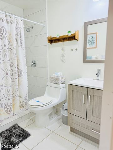 3320 Olympic DR 114, Naples, FL 34105