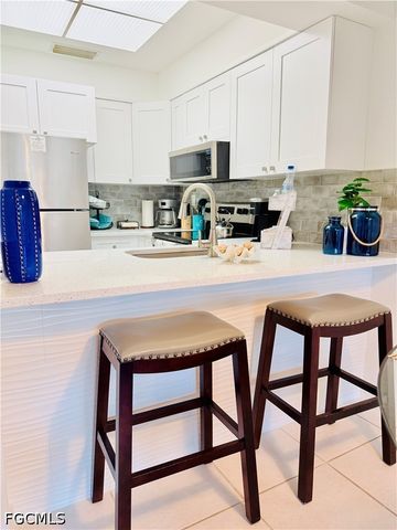 3320 Olympic DR 114, Naples, FL 34105