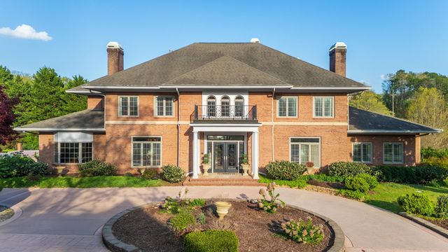 5636 Mountain Breeze Drive, Chattanooga, TN 37421