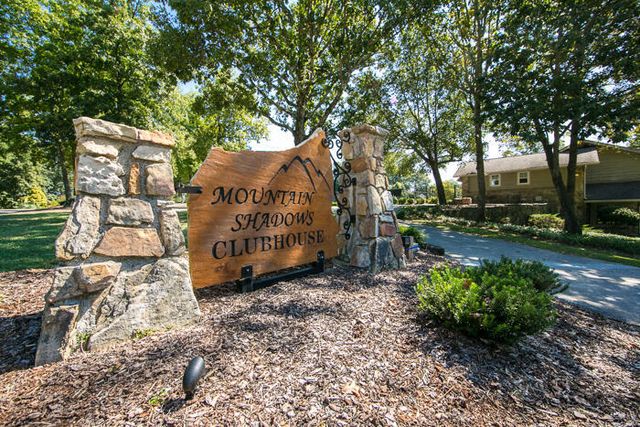5636 Mountain Breeze Drive, Chattanooga, TN 37421