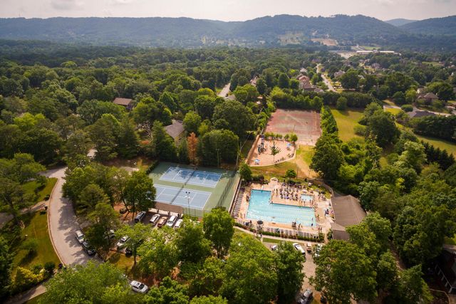 5636 Mountain Breeze Drive, Chattanooga, TN 37421