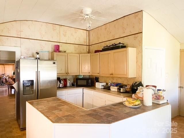 25 Highland Street, Weaverville, NC 28787