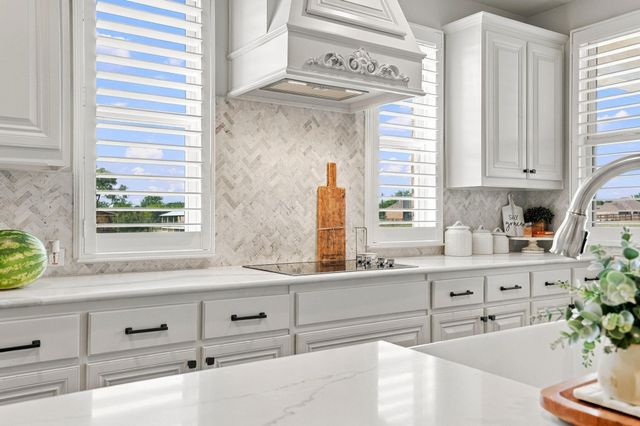 348 Magnolia Drive, Van Alstyne, TX 75495