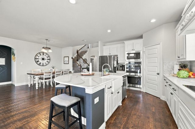 348 Magnolia Drive, Van Alstyne, TX 75495