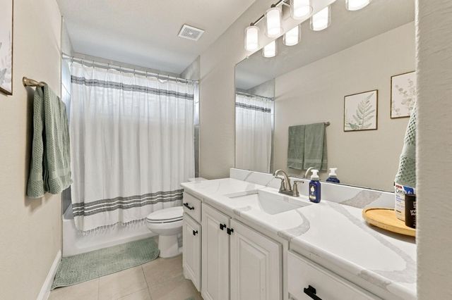 348 Magnolia Drive, Van Alstyne, TX 75495