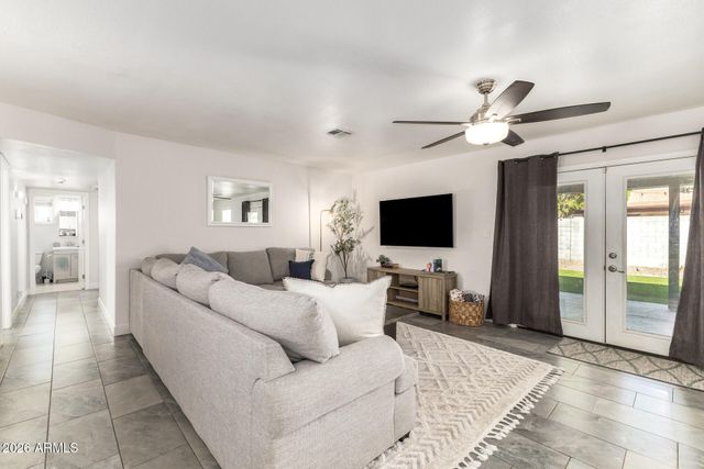 1006 W ANDERSON Drive, Phoenix, AZ 85023