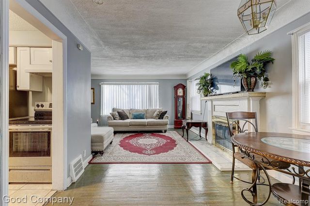 18669 Coyle Street, Detroit, MI 48235