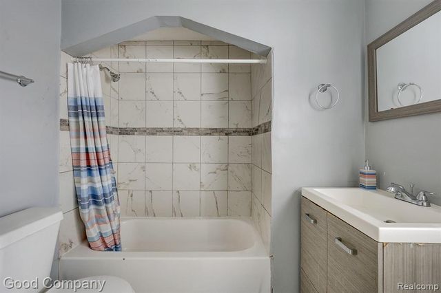 18669 Coyle Street, Detroit, MI 48235