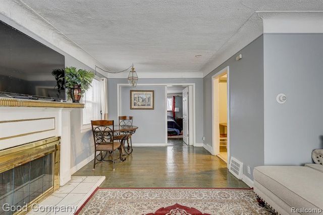 18669 Coyle Street, Detroit, MI 48235