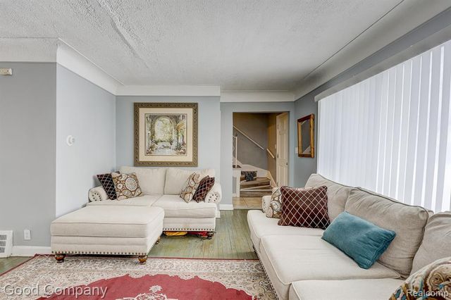 18669 Coyle Street, Detroit, MI 48235