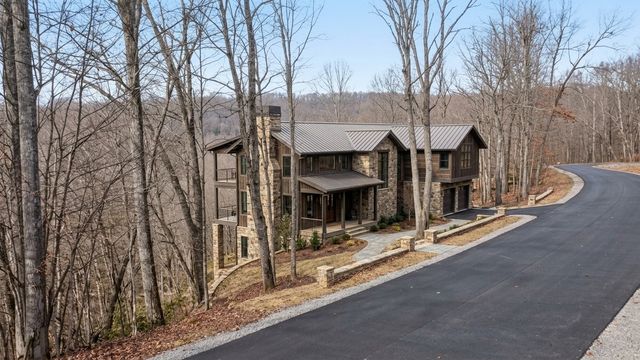 273 Tennis Center Drive, Smithville, TN 37166