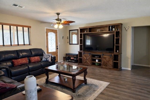 334 Live Oak Loop, Whitney, TX 76692