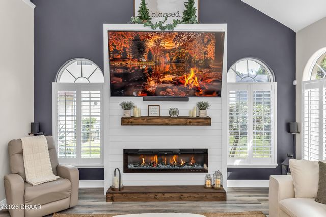 169 Hawkcrest Court, Debary, FL 32713