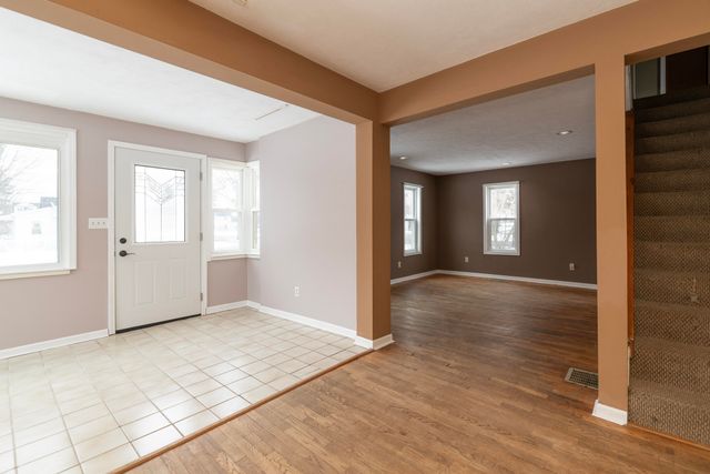 203 Vine Street, Wayland, MI 49348