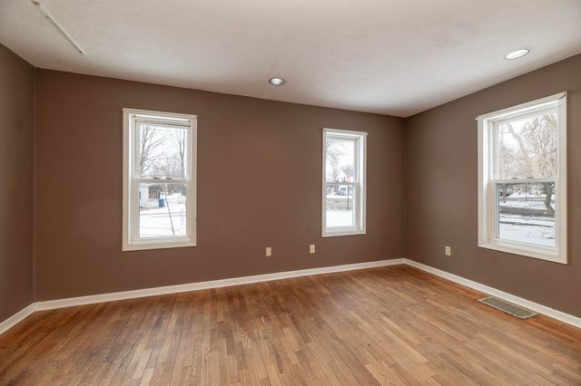 203 Vine Street, Wayland, MI 49348