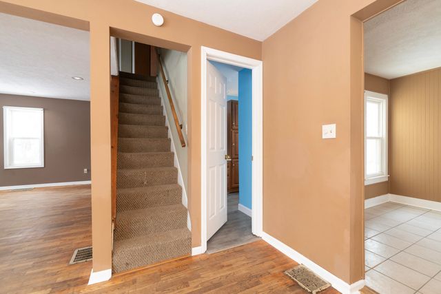 203 Vine Street, Wayland, MI 49348