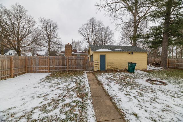 203 Vine Street, Wayland, MI 49348