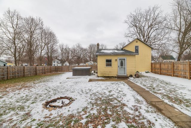 203 Vine Street, Wayland, MI 49348