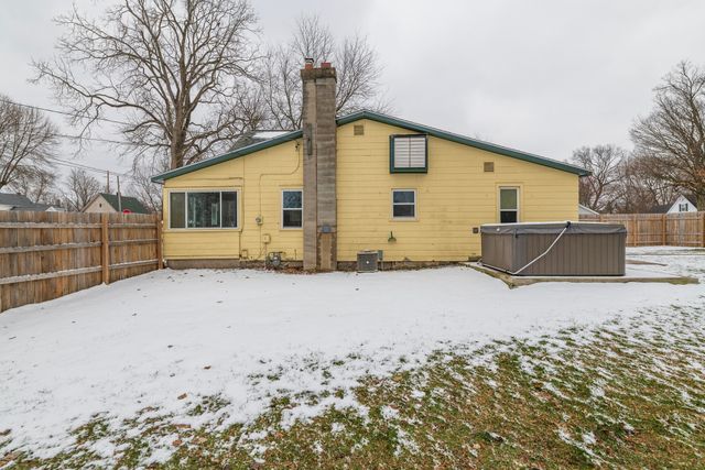 203 Vine Street, Wayland, MI 49348