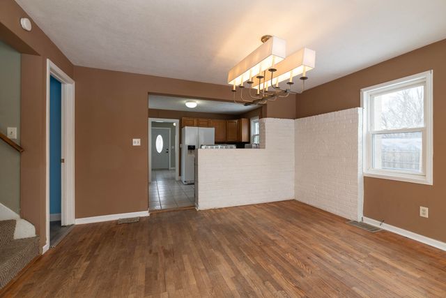 203 Vine Street, Wayland, MI 49348