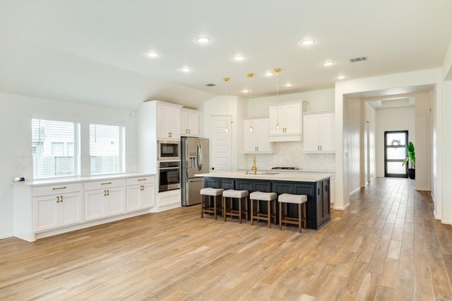10115 Stride Court, Rosharon, TX 77583