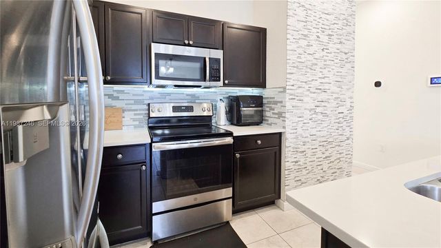 134 NE 23rd Ter, Homestead, FL 33033