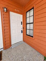 13018 Heimer Rd Apt 609, San Antonio, TX 78216