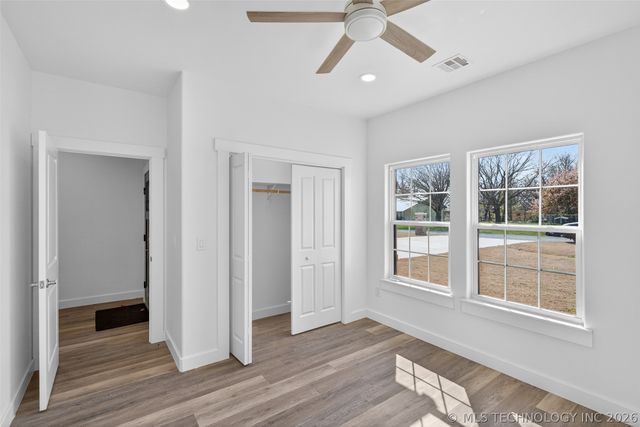 207 Lindsey Avenue, Adair, OK 74330