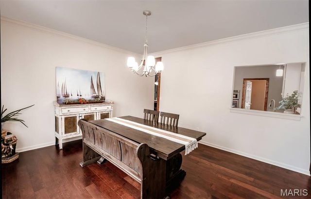 215 Cobblefield Court, Ballwin, MO 63011