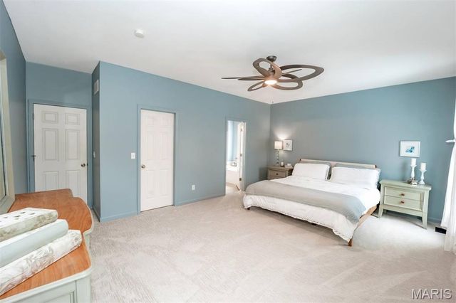 215 Cobblefield Court, Ballwin, MO 63011