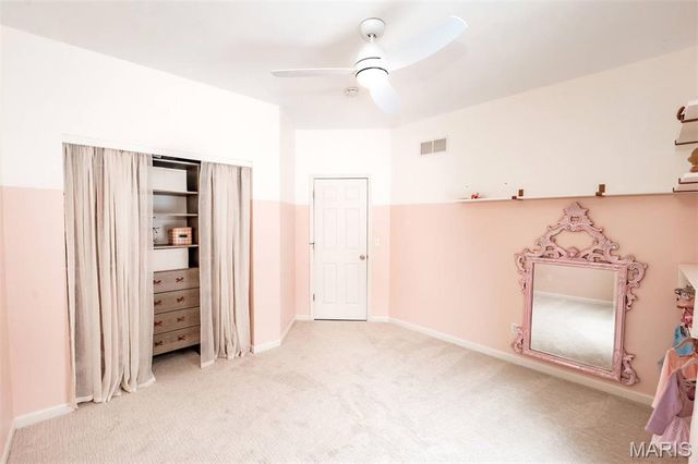 215 Cobblefield Court, Ballwin, MO 63011