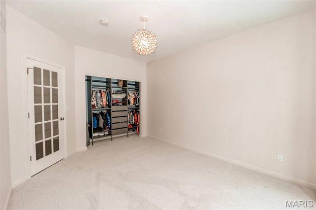 215 Cobblefield Court, Ballwin, MO 63011