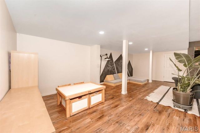 215 Cobblefield Court, Ballwin, MO 63011