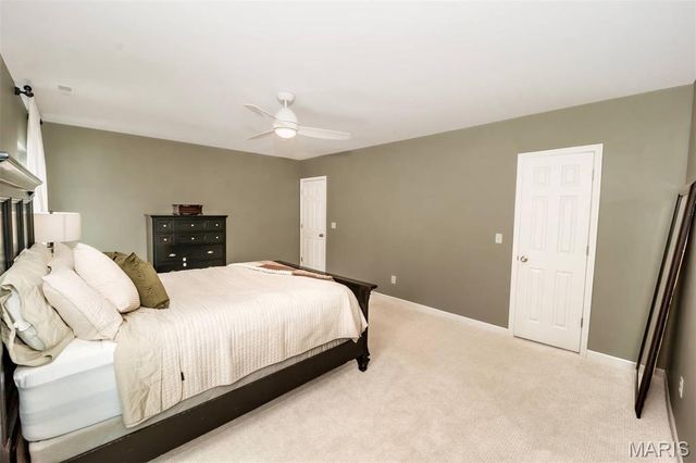 215 Cobblefield Court, Ballwin, MO 63011