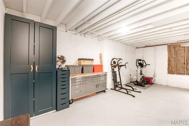 215 Cobblefield Court, Ballwin, MO 63011