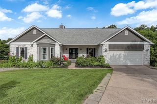 215 Cobblefield Court, Ballwin, MO 63011